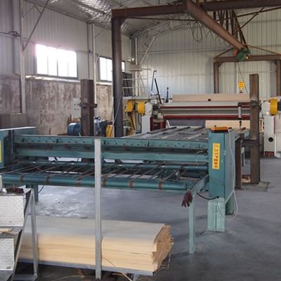 নতুন নকশা পুনর্গঠিত কাঠের ফিনিয়ার ফিনিক্সের লেজ চিত্রের জন্য লাল রঙ হোটেল সজ্জা জন্য 0.45 মিমি