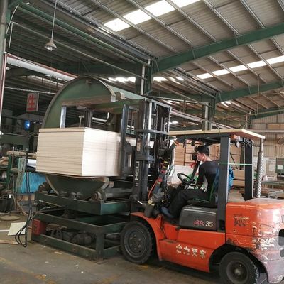 অভিনব MDF প্রাকৃতিক বুবিঙ্গা স্ট্রেইট গ্রেইন ক্যাবিনেট বেস প্যানেল 2 3.6 5 9 12 18 22 25 30 মিমি
