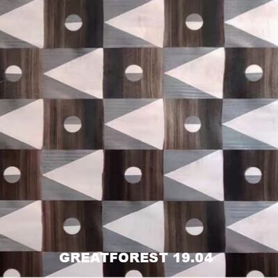 আর্টিস্টিক পার্কেট কাঠের ফিনিয়ার 2500 * 640 মিমি হ্যান্ডওয়ার্ক ফিক্সড-আকৃতির কাস্টমাইজযোগ্য আর্ট স্প্লাইসিং ওয়াল পেপার জন্য